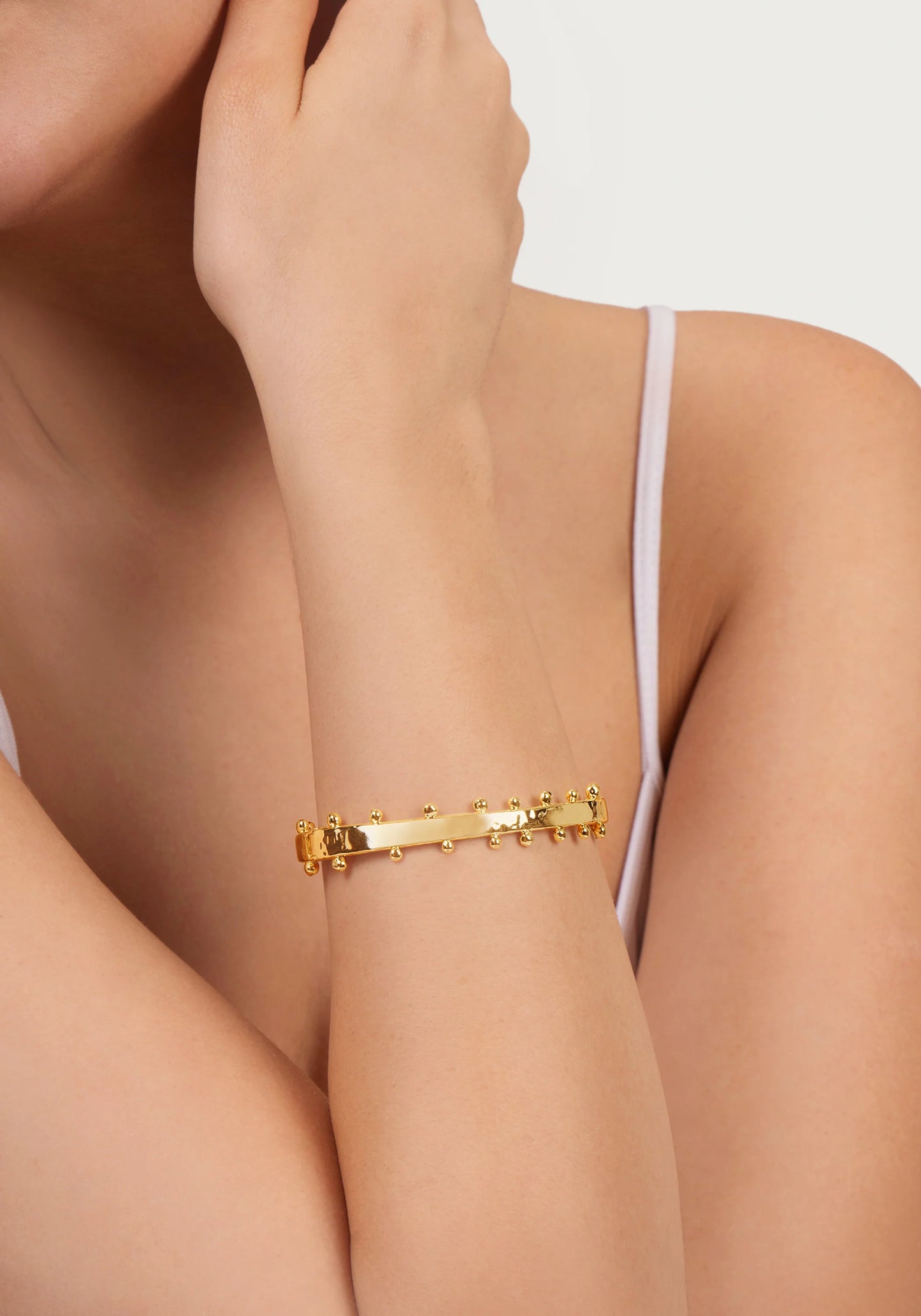 Milos Hinged Bangle