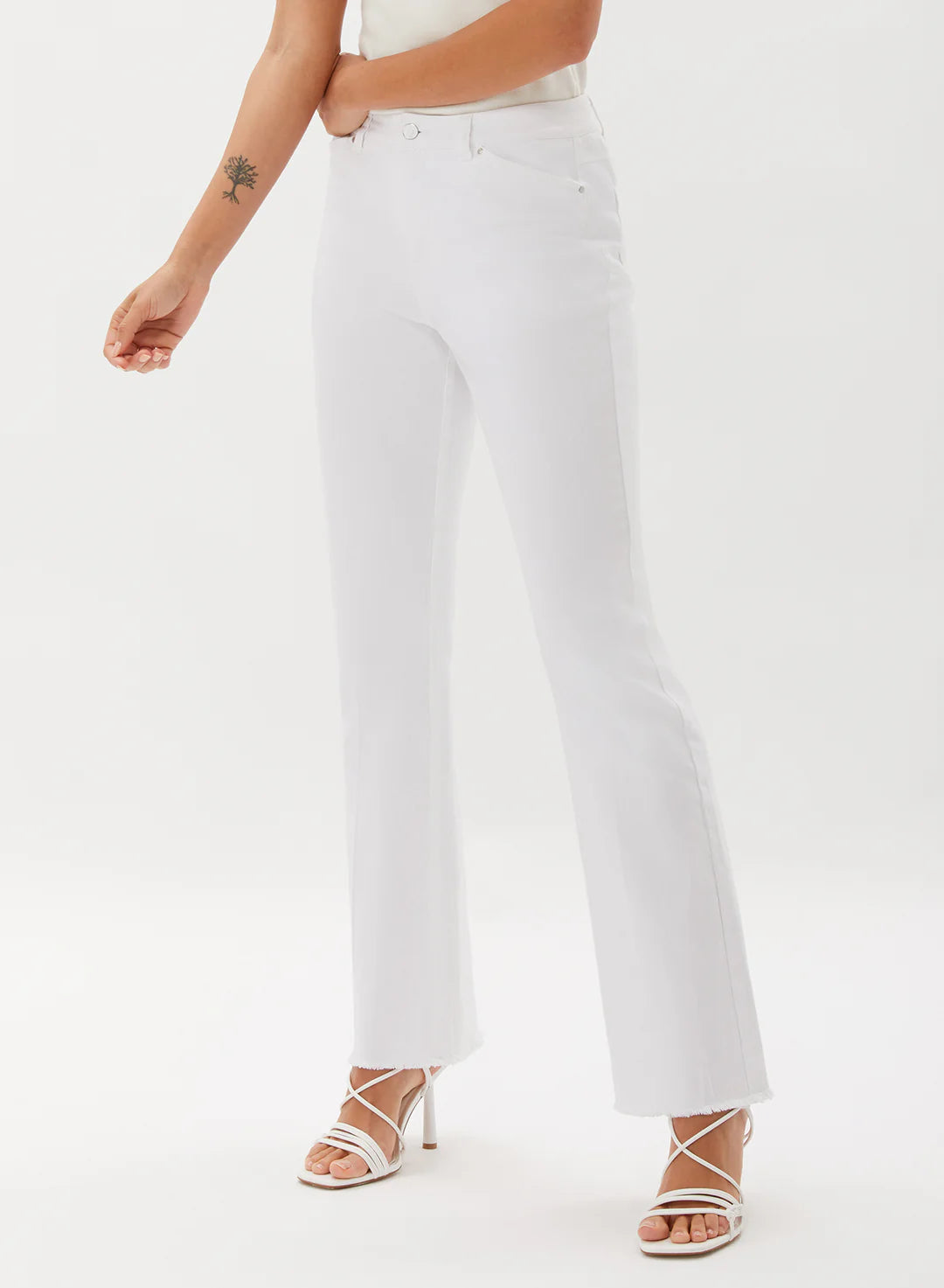 Hollywood Bootcut w Raw Hem