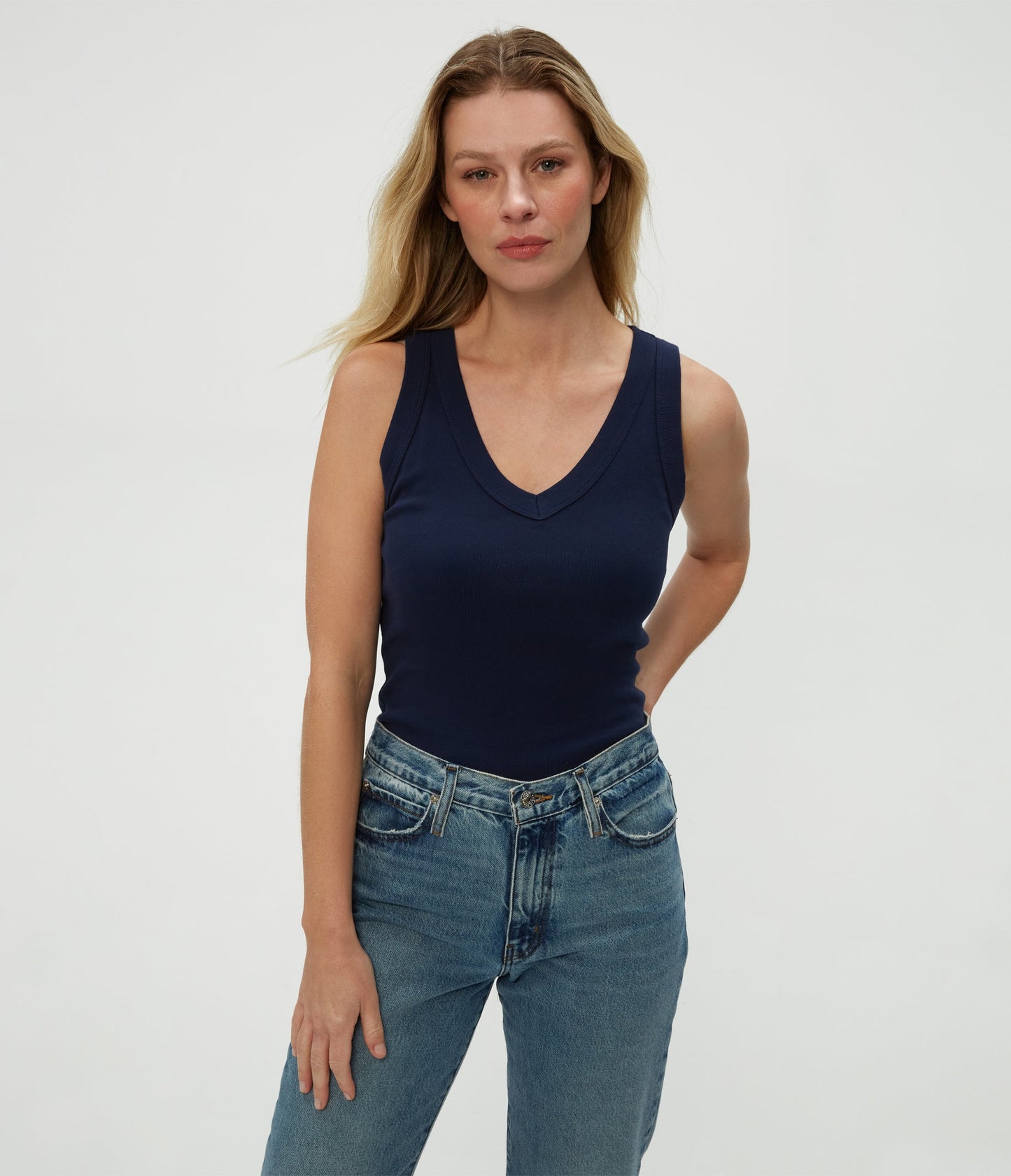 Maya V-Neck Tank (9938)