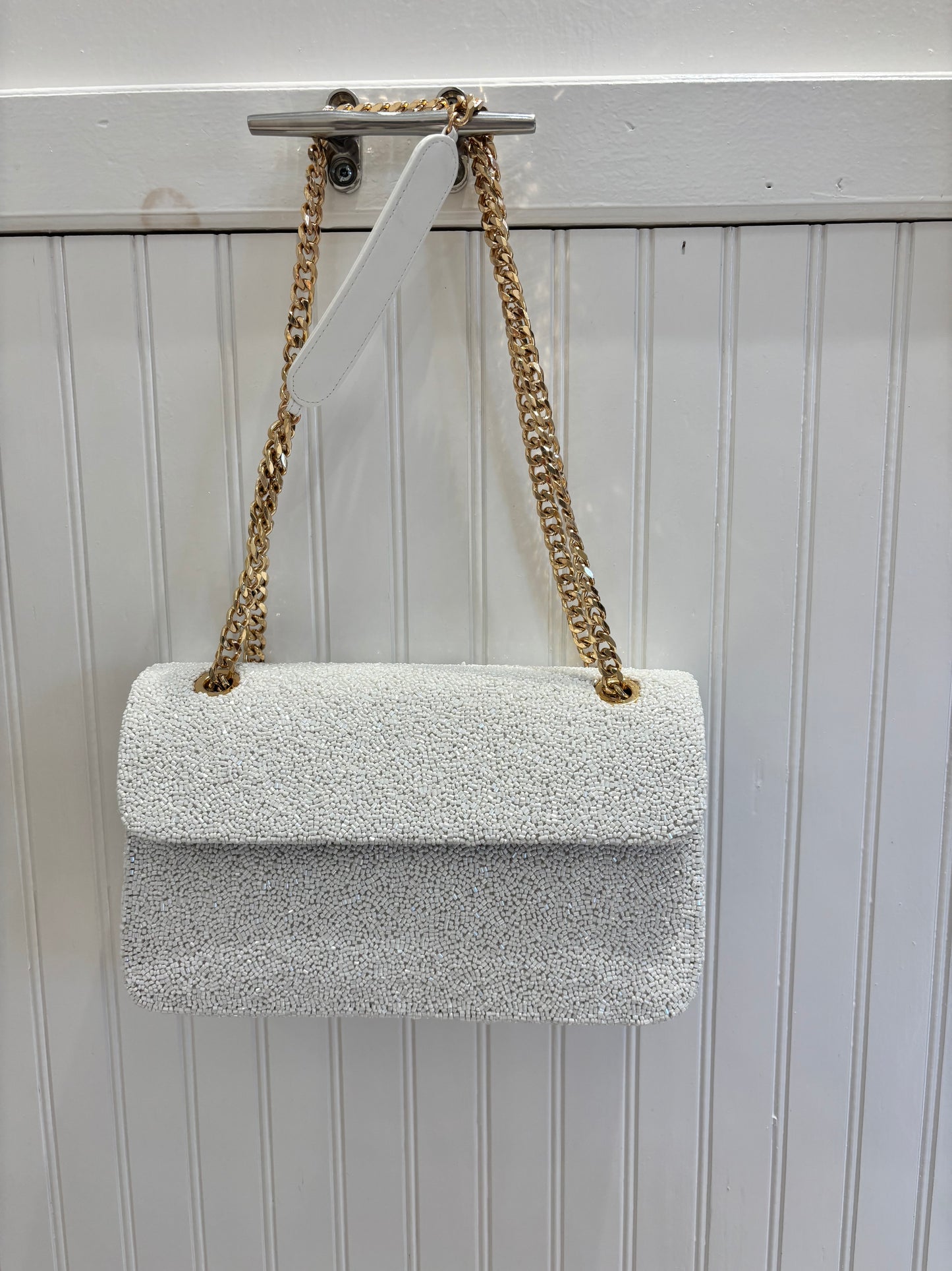 Box Purse w Chain