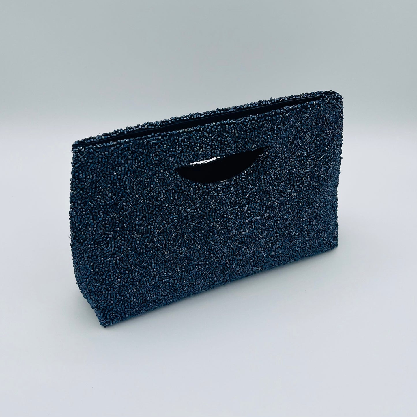 Solid Handheld Purse