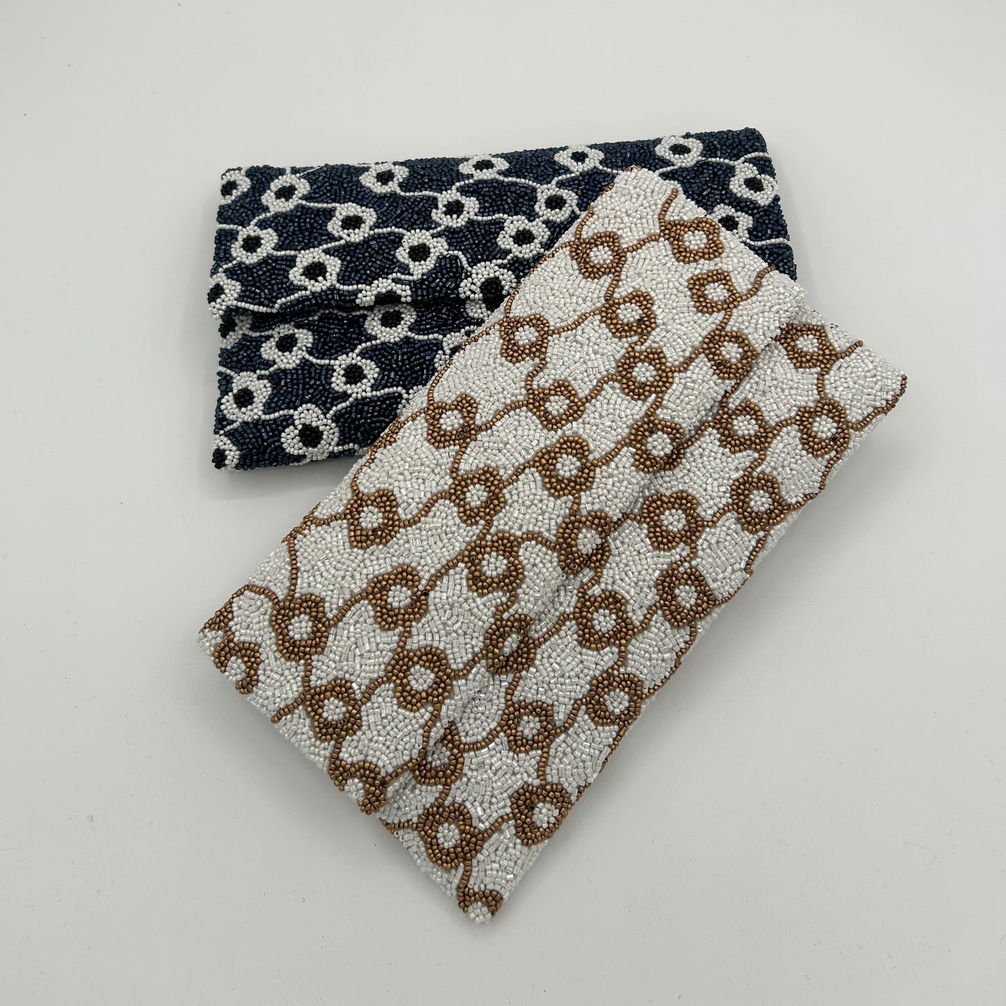 Flower Print Foldover w Chain