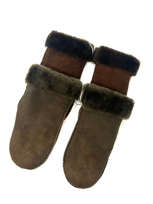 Lambskin Mitten