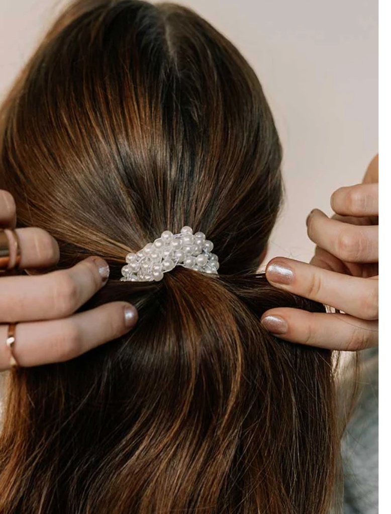 Cream Pearl Scrunchie