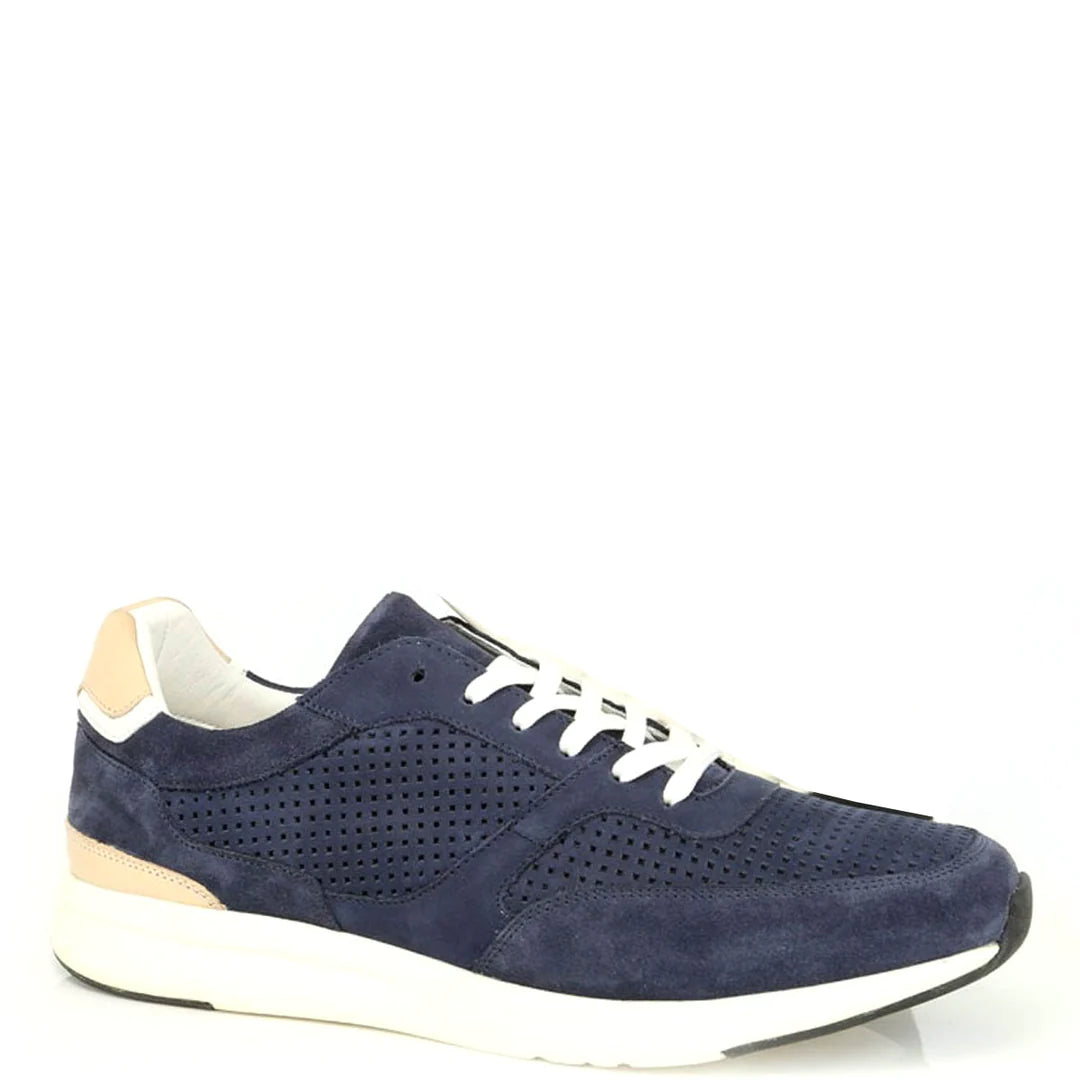Bat Tee Sneaker