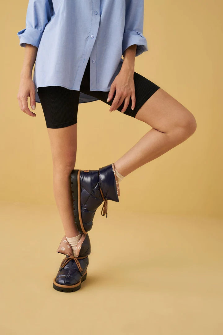 Pillow Boots - Shiny Navy