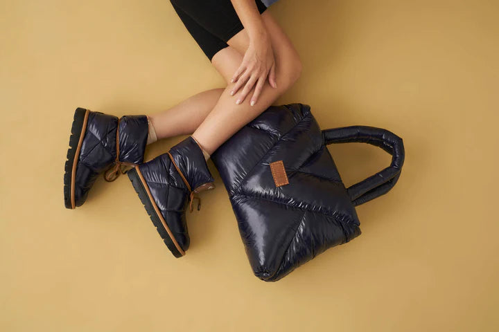 Pillow Boots - Shiny Navy