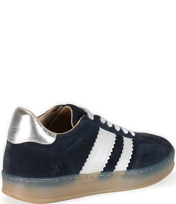 Jon Qwill Sneaker