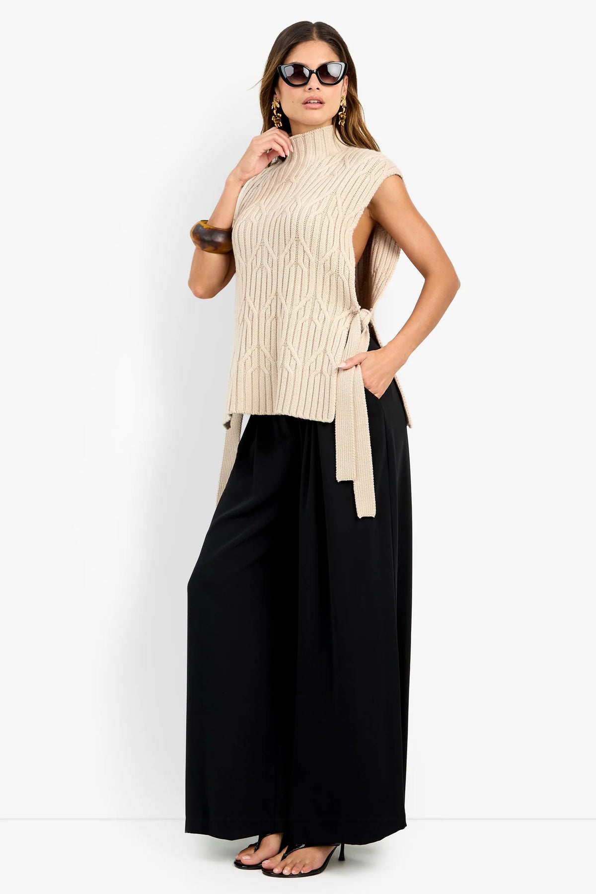 Romea Cape