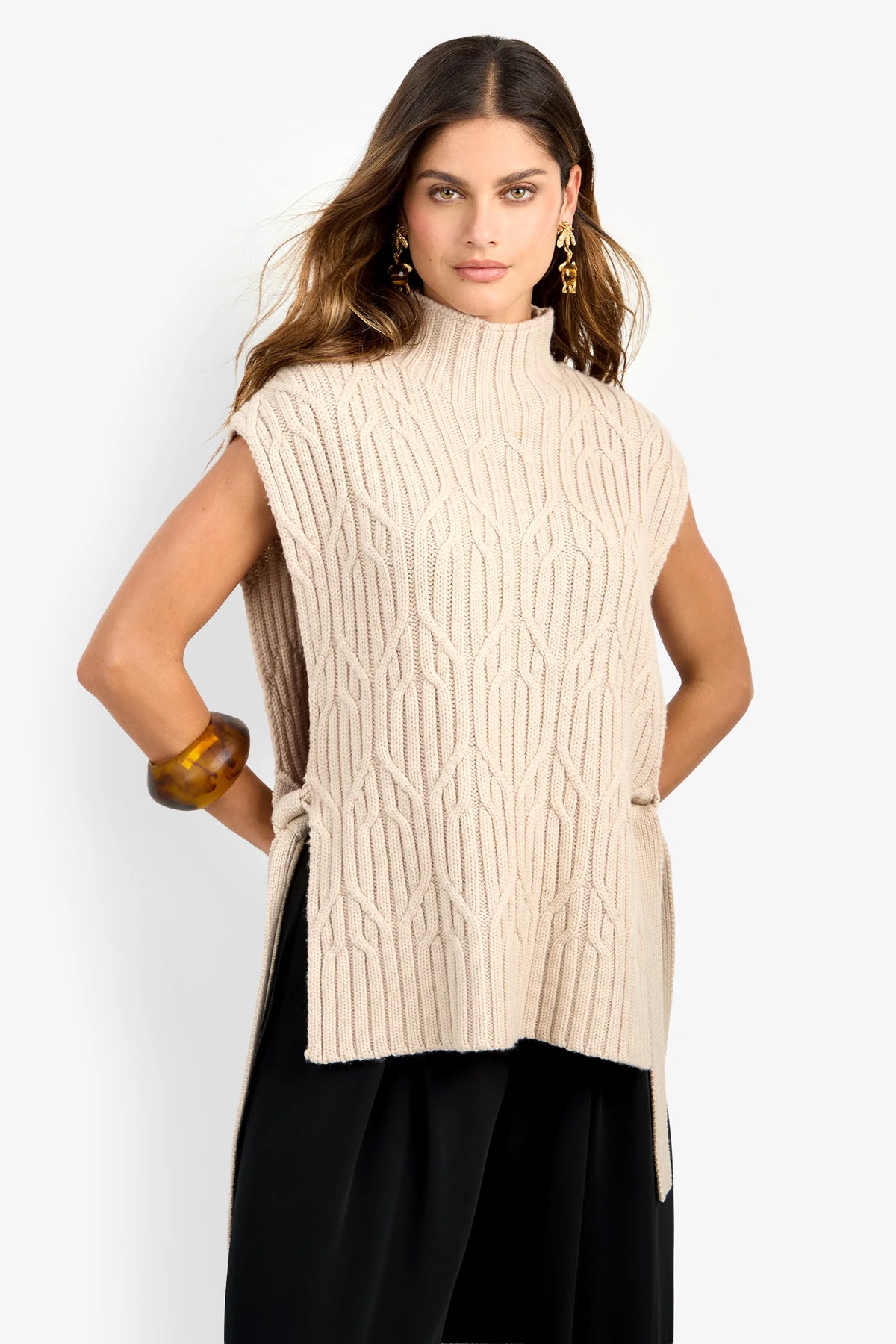 Romea Cape