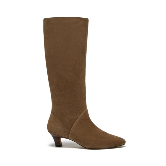 Gwen Boot