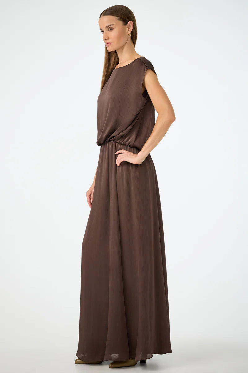 Vantage 2 Dress