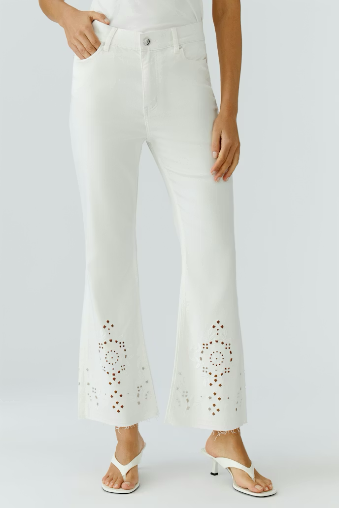 Flower Cut Relaxed Jeans