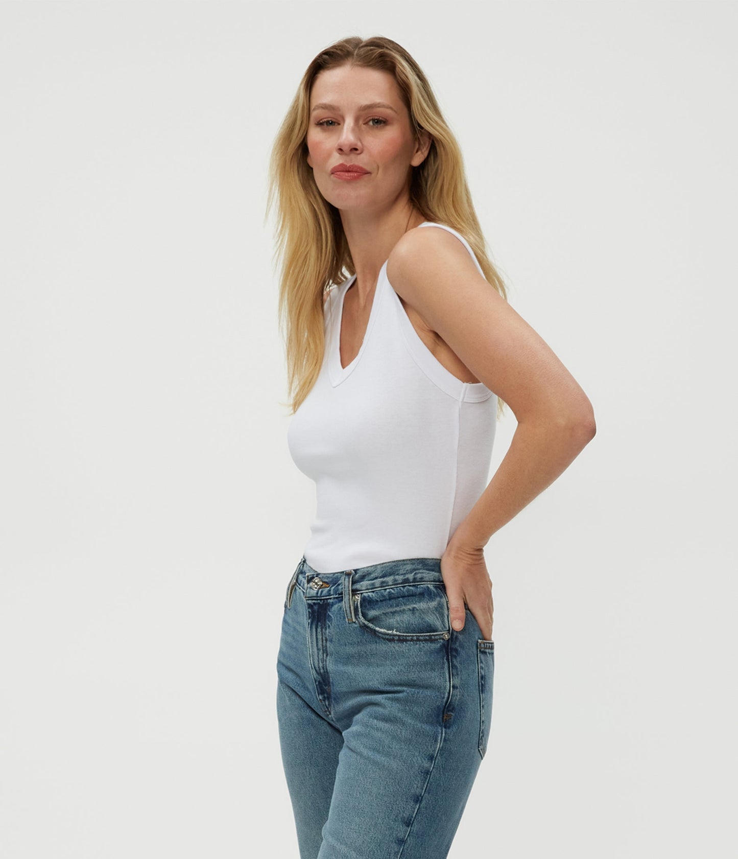 Maya V-Neck Tank (9938)
