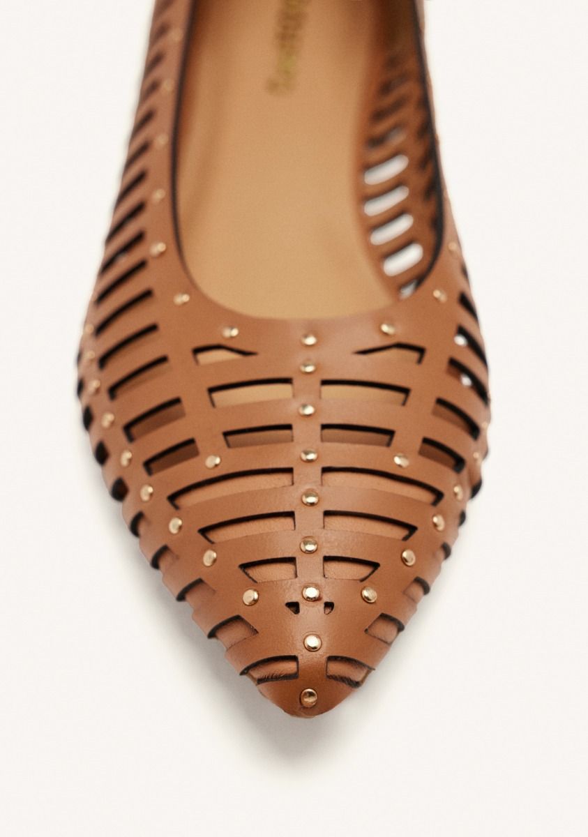 Kenosha Studded Flats