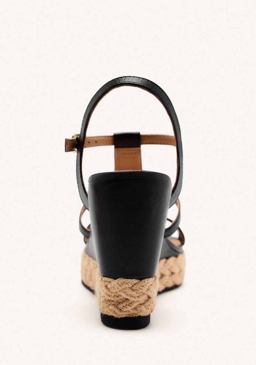 Elderon Fringe Wedge
