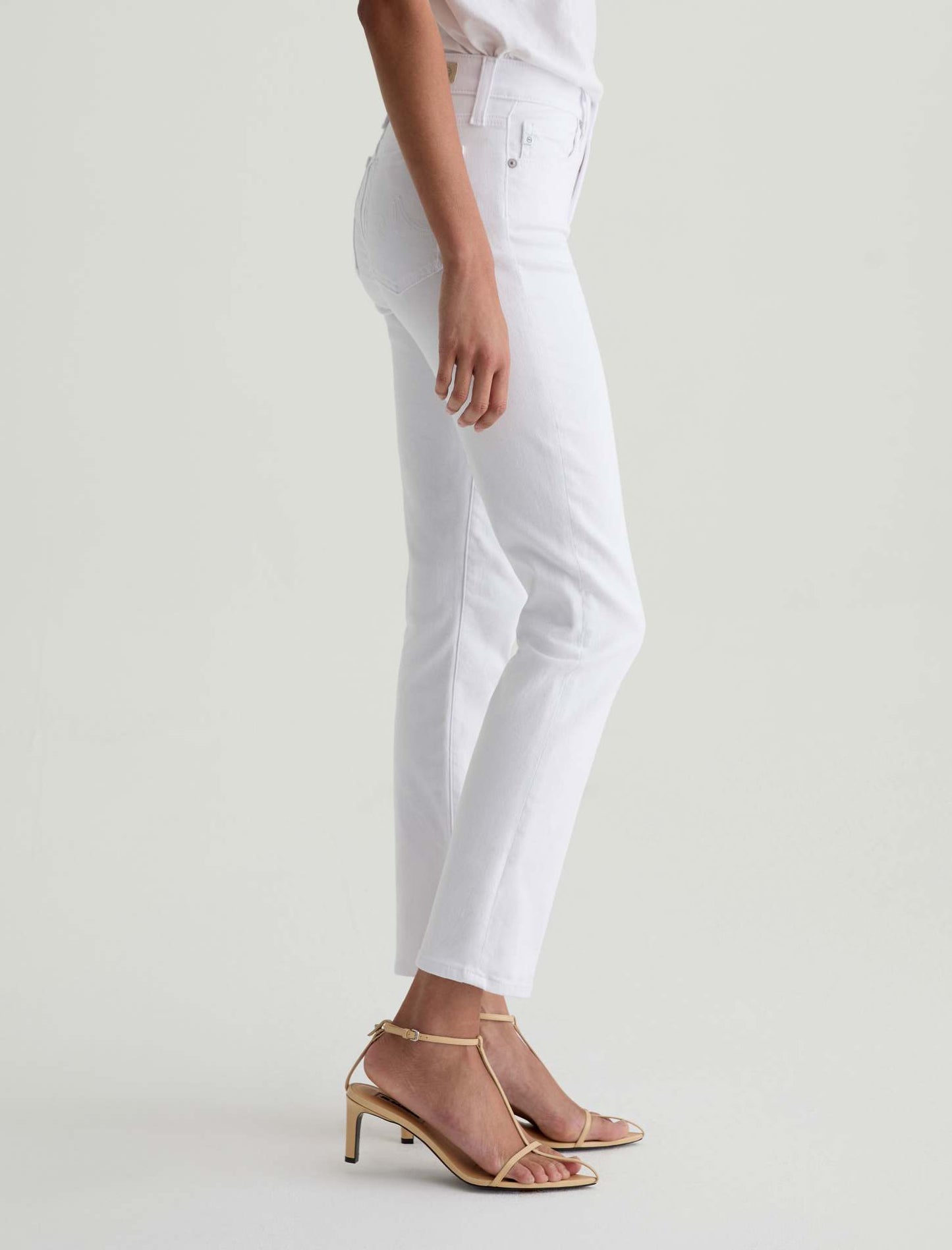 Mari Straight - White