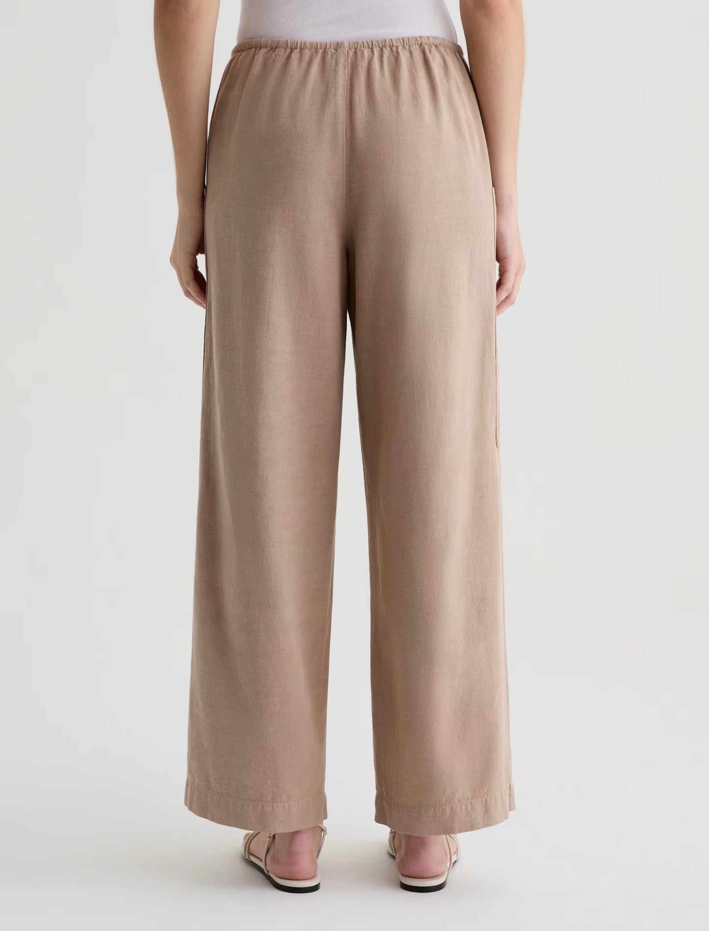 Nina Pant