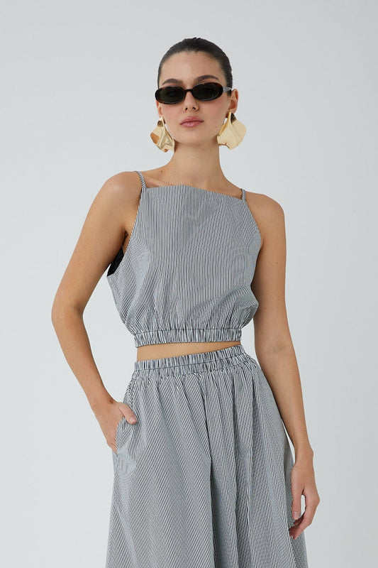 Carrie Top