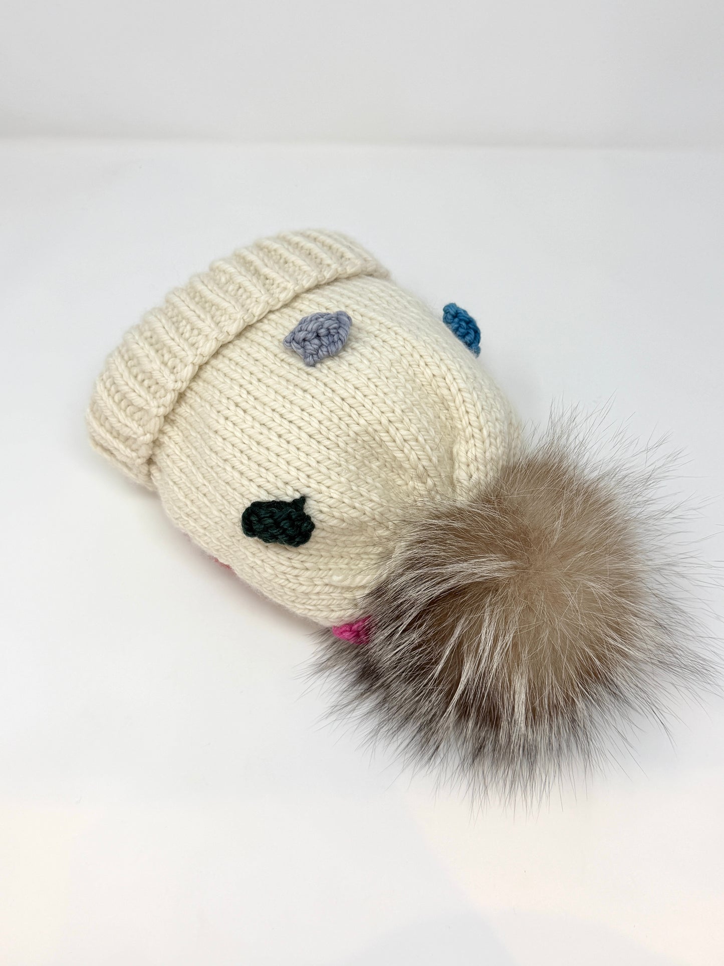 Sandy Knits Beanies w/ Fur