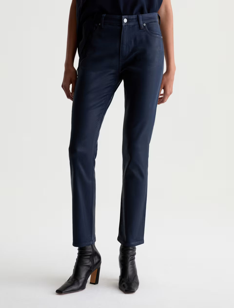 Mari Straight Jeans