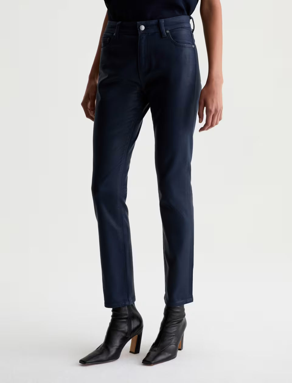 Mari Straight Jeans
