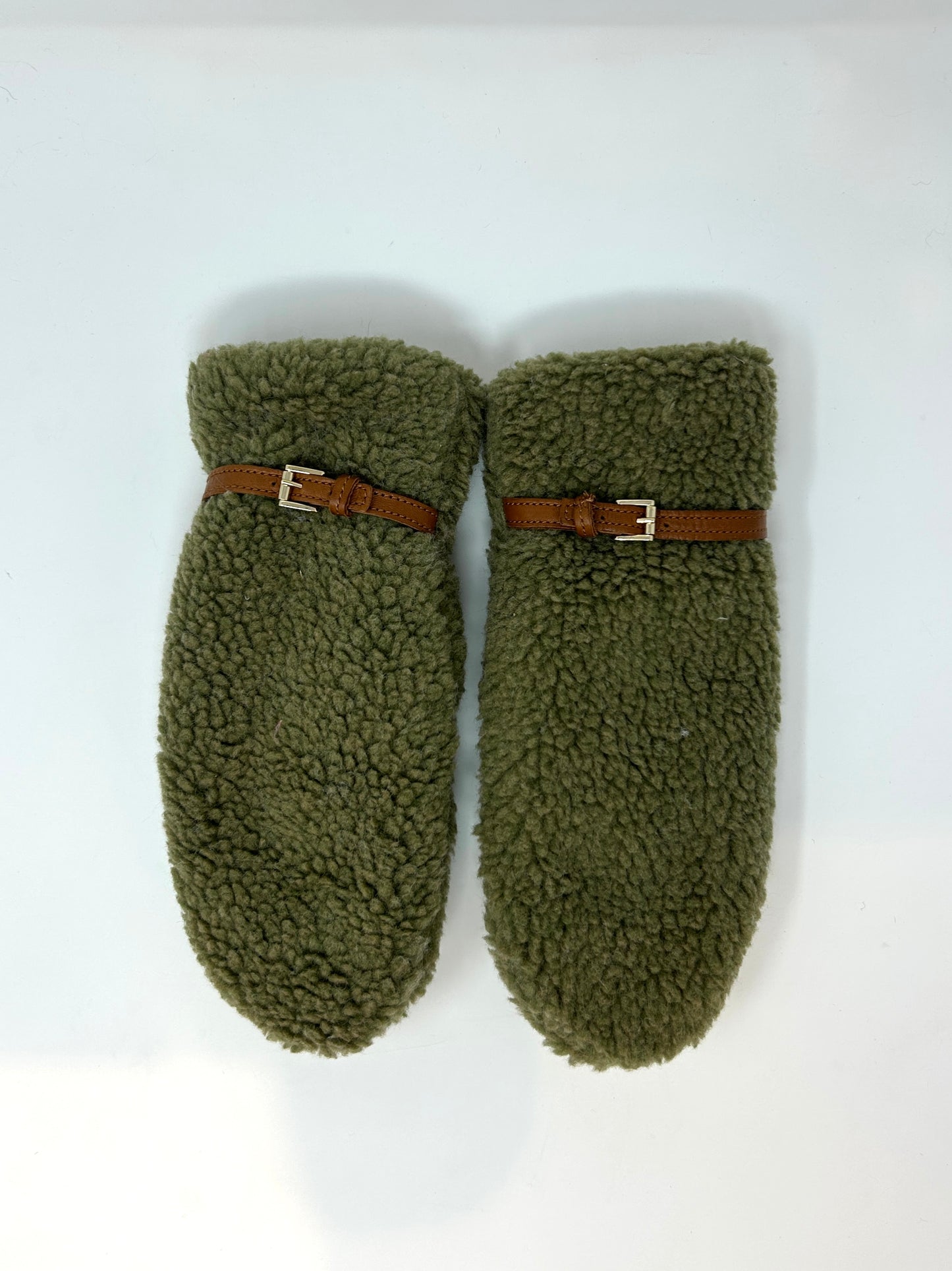 Muffola Mitten w/ Buckle Strap Detail