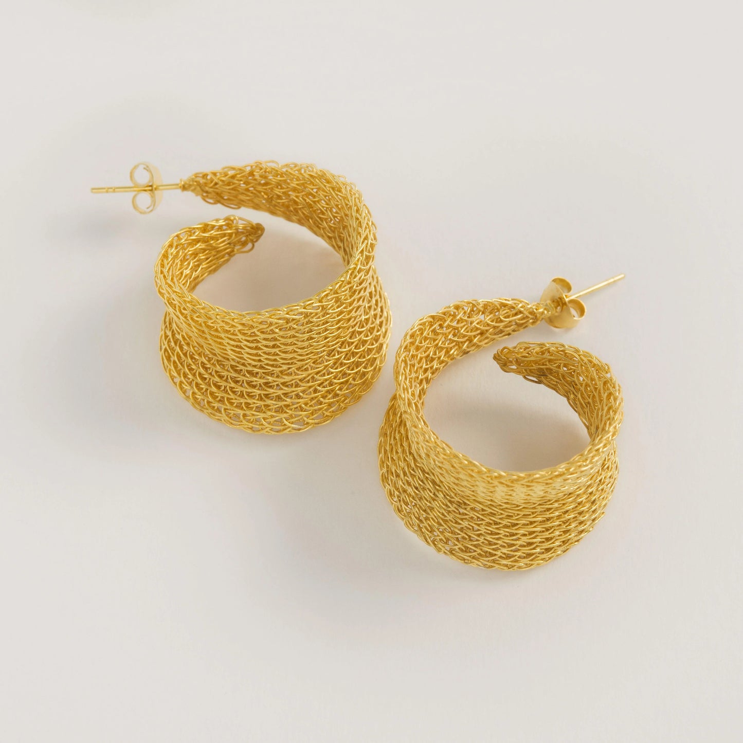 Gold Weave Curled Hoop