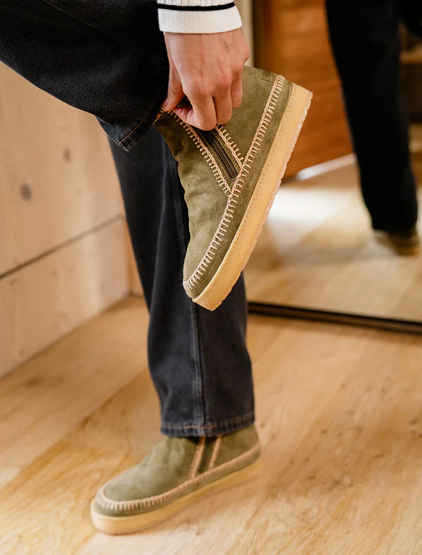 Setsu Crochet - Fern Suede w Beige