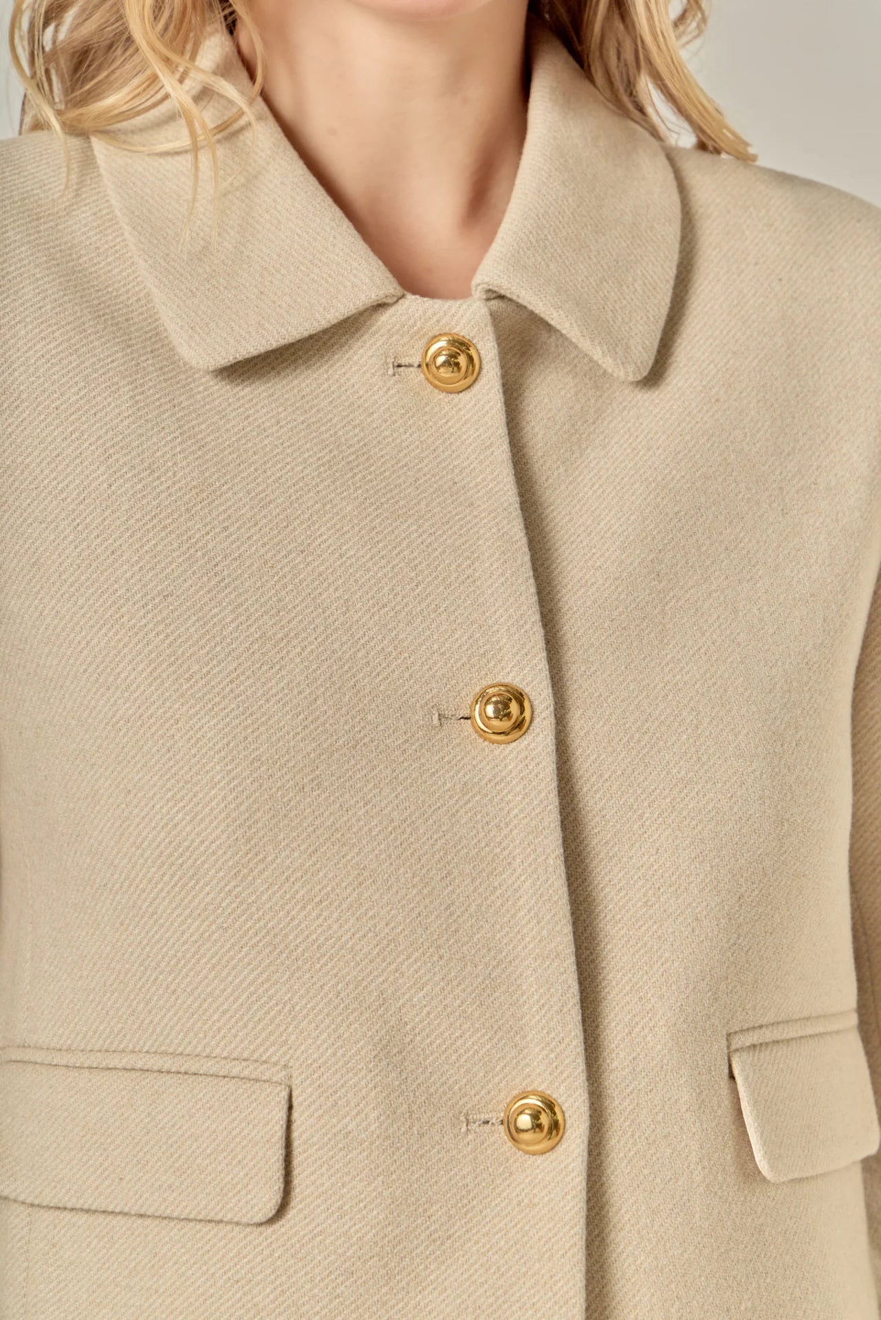 Buttoned Cropped Jacket