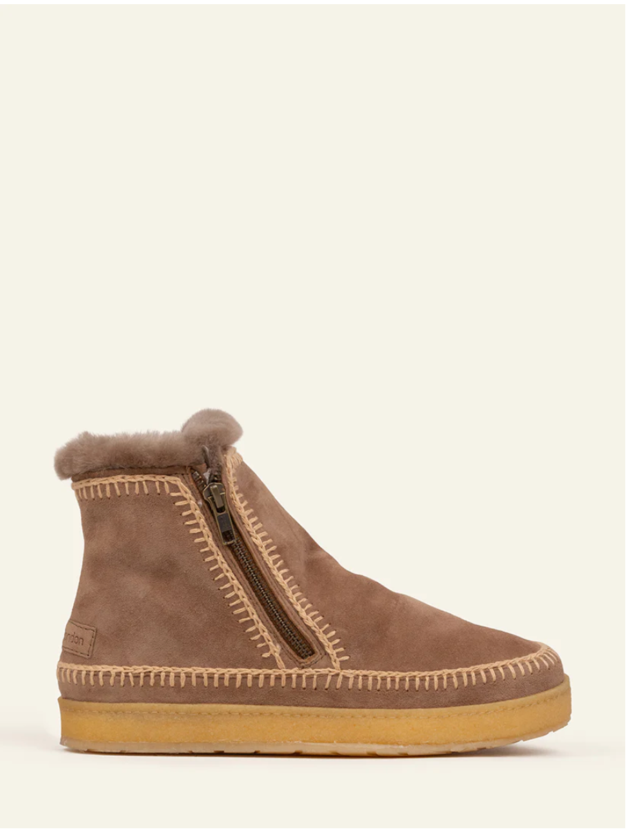 Setsu - Camel Suede w Beige