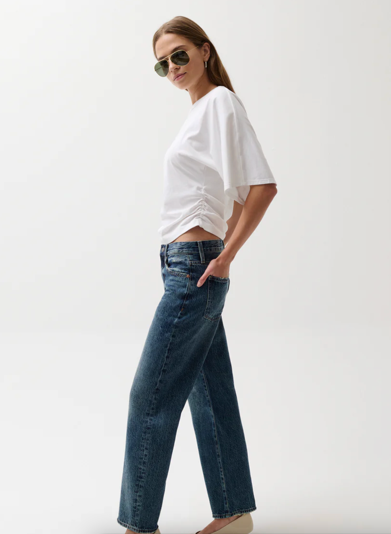 Lexi Mid Rise Bowed Straight - Artisan