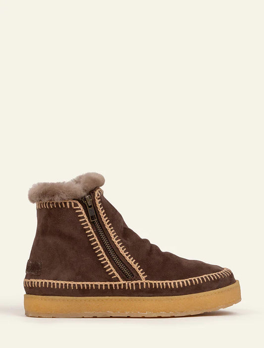 Setsu Crochet - Chocolate Suede w Beige