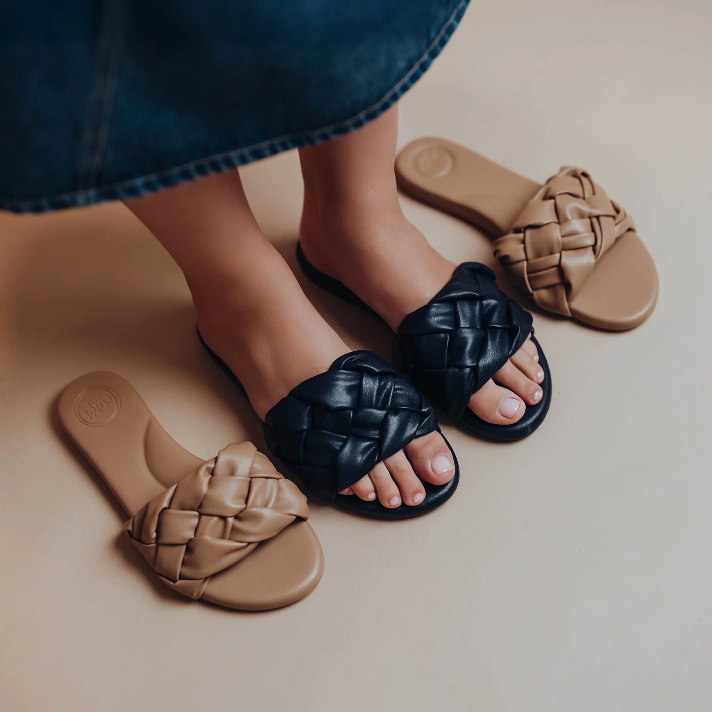Venetta Woven Strap Slides