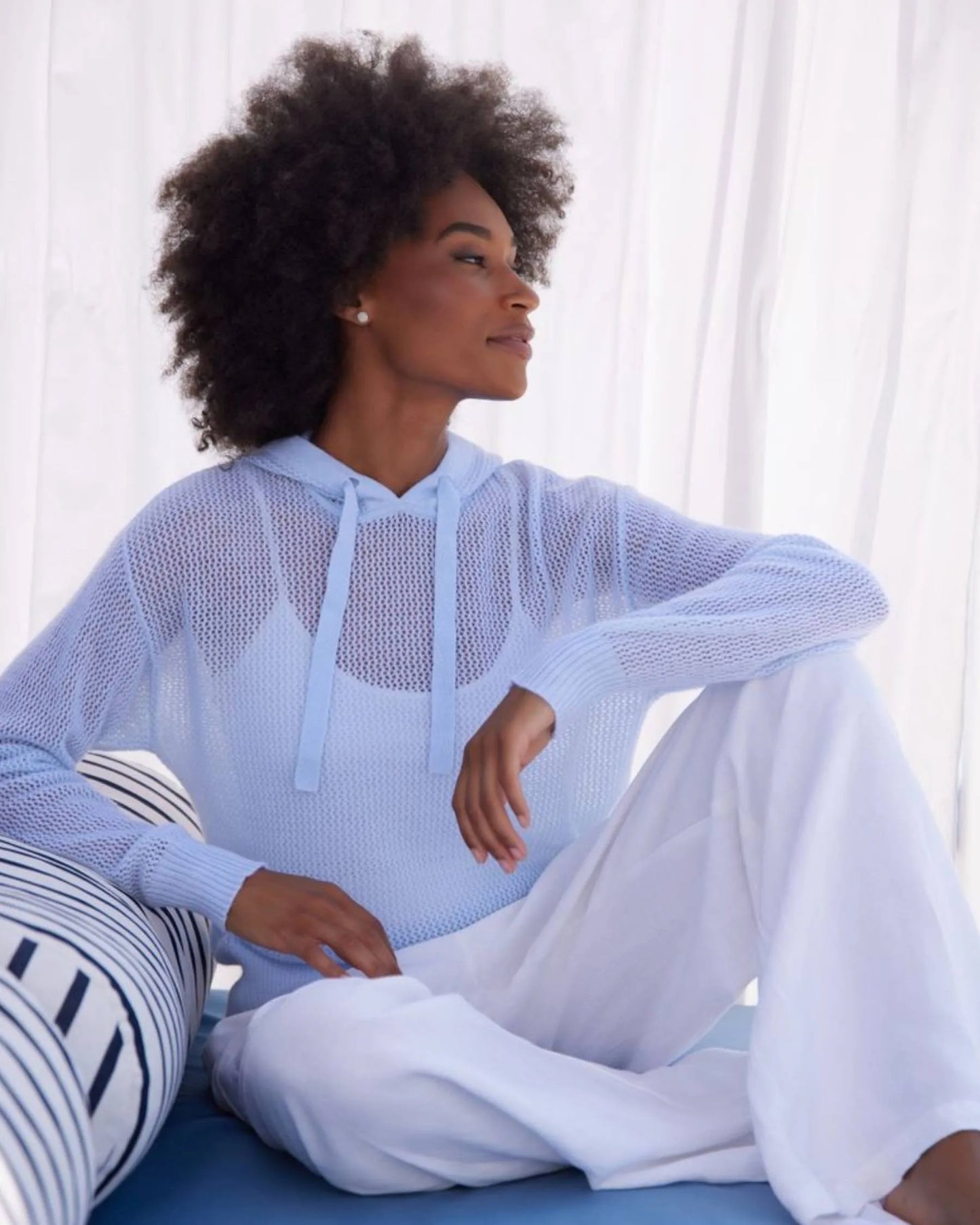 Aire Mesh Pullover Hoodie