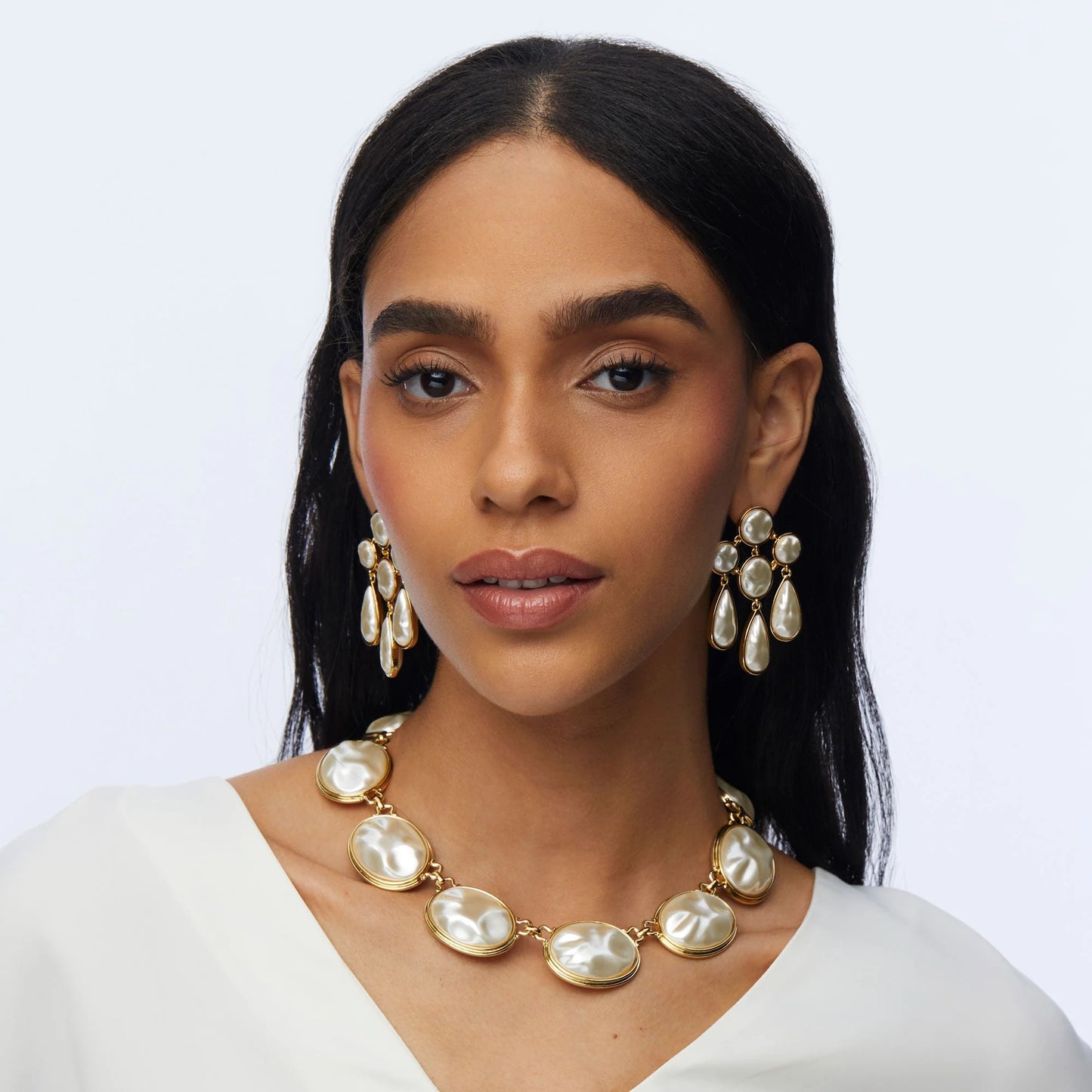 Pearl Reflection Collar Necklace