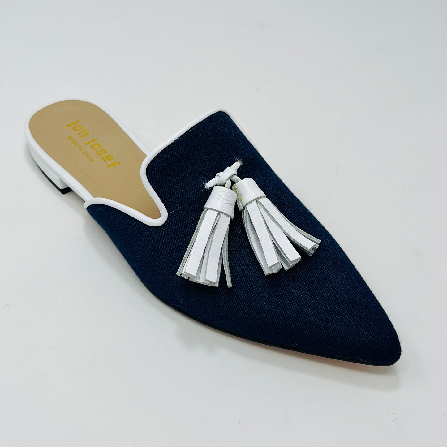 Gissel Tassel Mule