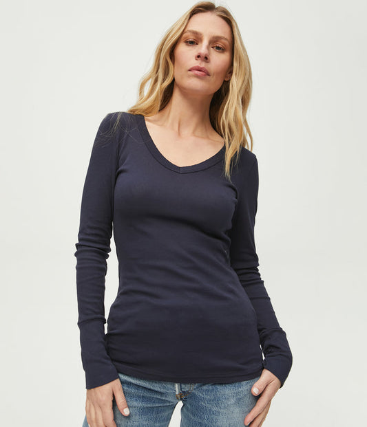 Molly L/S V-Neck (8898)