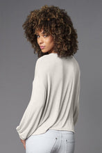 Load image into Gallery viewer, Silk Hand Jersey L/S V-Neck Top
