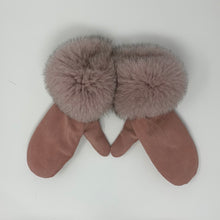 Load image into Gallery viewer, Suede Mittens w/ Fox
